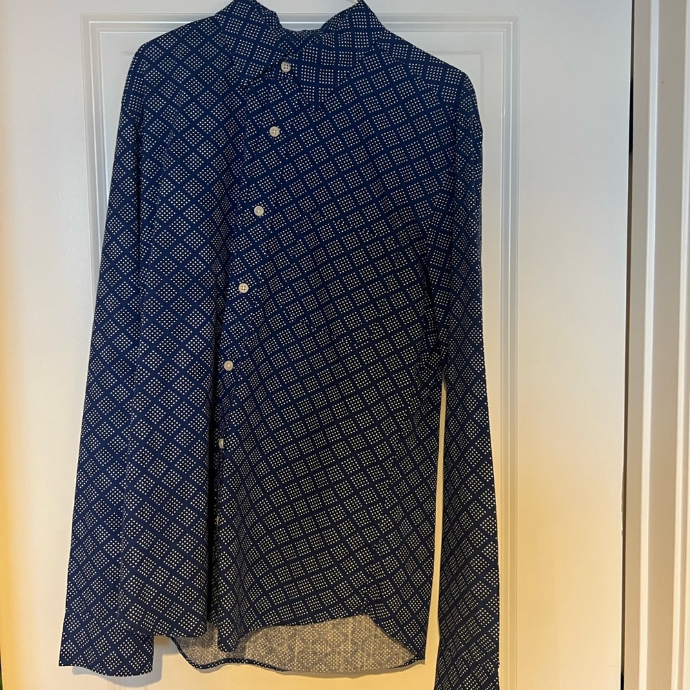 J.Crew Wallace & Barnes Blue Diamond Polka Dot Button-up shirt